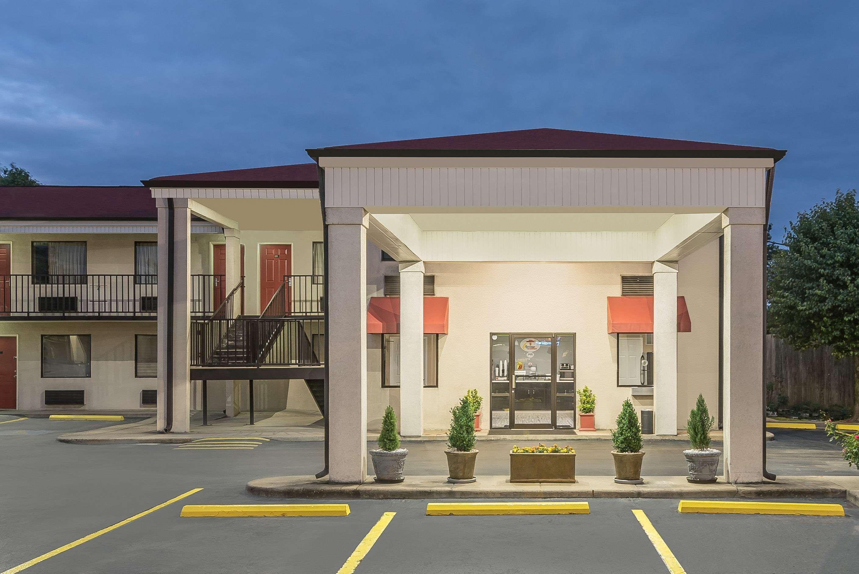 Super 8 By Wyndham Bryant Little Rock Area Motel Dış mekan fotoğraf